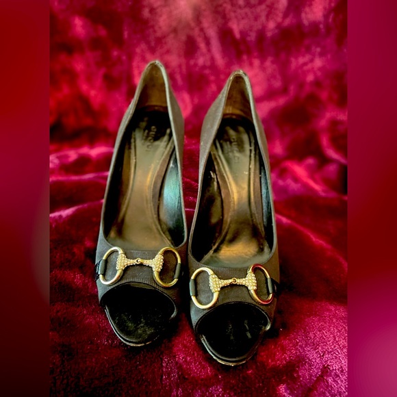 Gucci Black Satin Opened Toe Pumps- Size:8B - Picture 9 of 10